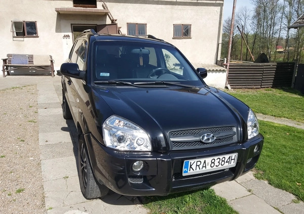 Hyundai Tucson cena 14100 przebieg: 198500, rok produkcji 2005 z Nekla małe 106